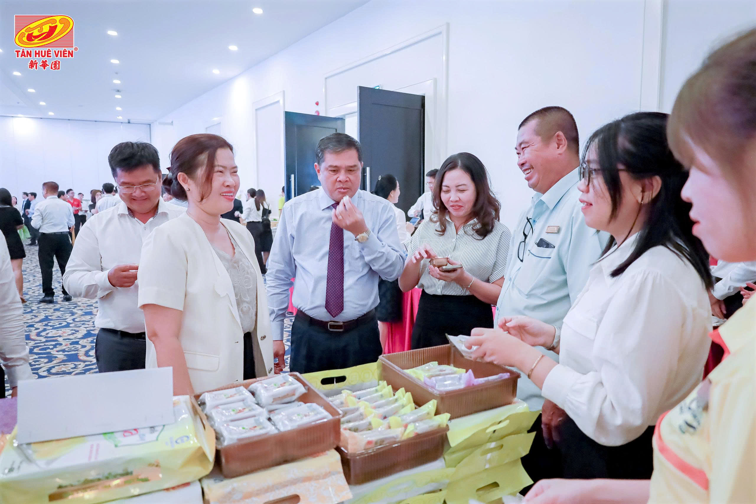 Tân Huê Viên Tham Dự Hội Nghị Gặp Gỡ Doanh Nghiệp Du Lịch Năm 2025