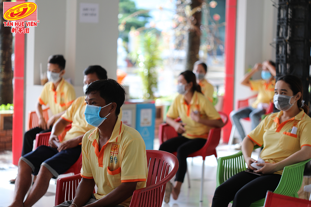Tân Huê Viên tổ chức tiêm vaccine phòng COVID-19 cho công nhân viên lao động